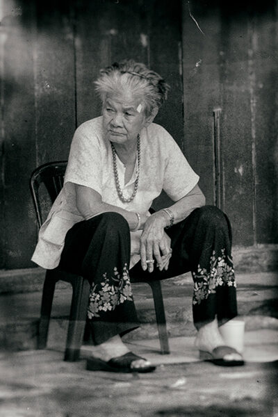 La fumeuse de Hanoï.jpg